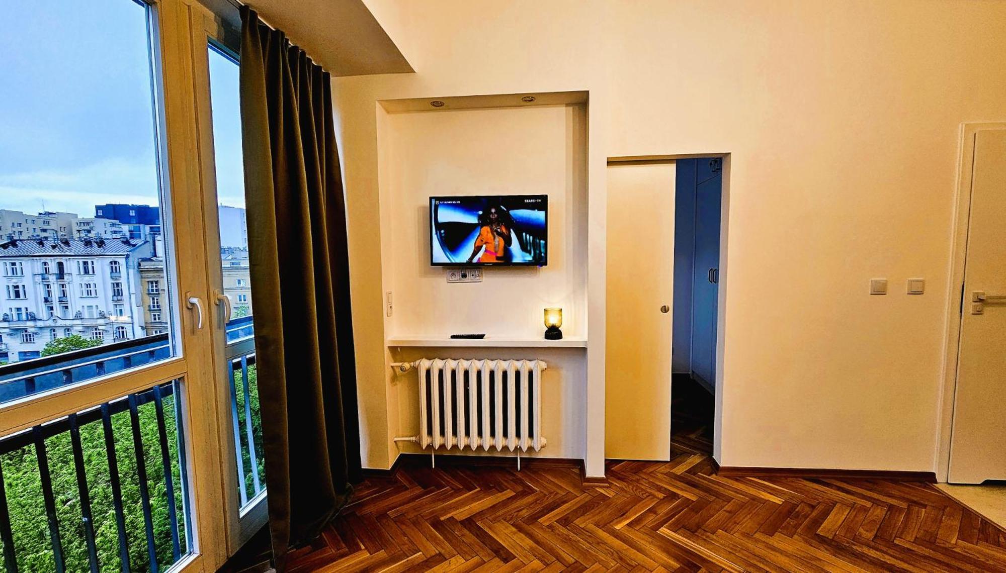 Cool Art Apartment Варшава Екстериор снимка